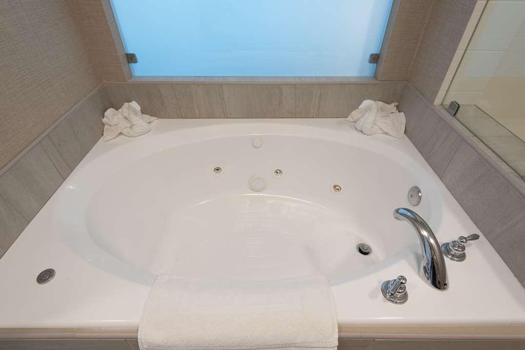 Hilton Garden Inn Calabasas Bagian luar foto
