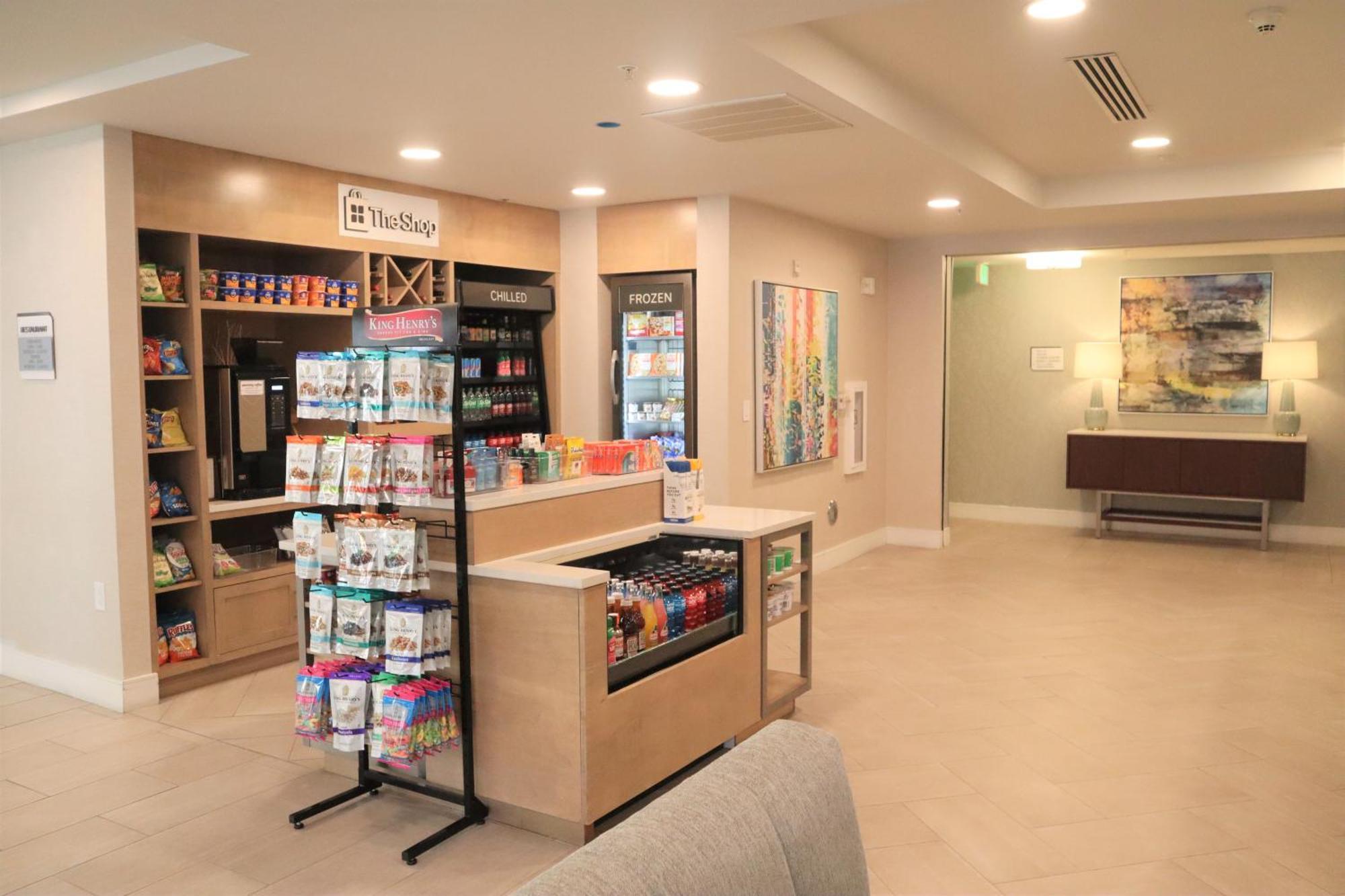 Hilton Garden Inn Calabasas Bagian luar foto