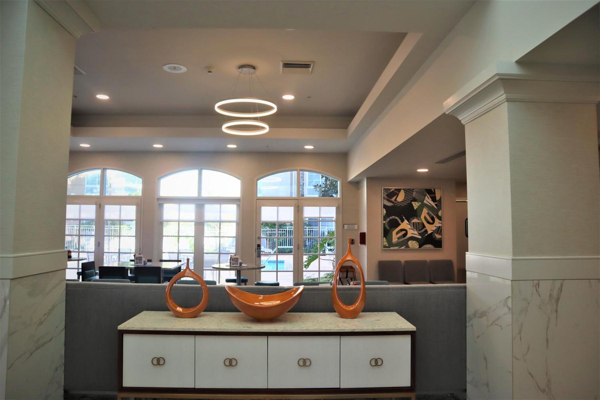 Hilton Garden Inn Calabasas Bagian luar foto